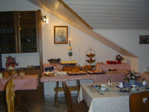 Landhotel Mühlberg, Забронировать Гостевой дом Öschingen Swabian Alps