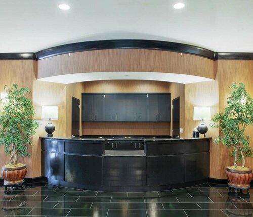 DoubleTree Suites by Hilton Bentonville, Забронировать Отель Бентонвилл Northwest Arkansas