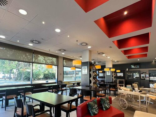 Ibis Ripollet, Забронировать Отель Рипольет Vallès Occidental