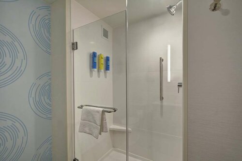 Tru by Hilton Mason Kings Island, Rezervovat Hotel Mason Ohio