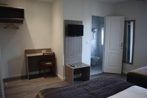 Hotel Puy De Dôme, Забронировать Отель 18-й округ: Монмартр Париж