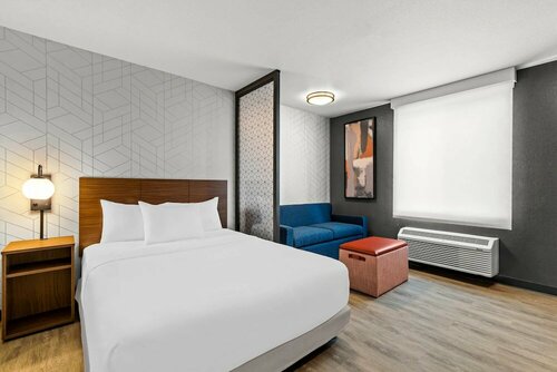 Everhome Suites Temecula, Забронировать Отель Темекула Калифорния, рядом с Paint a Dream