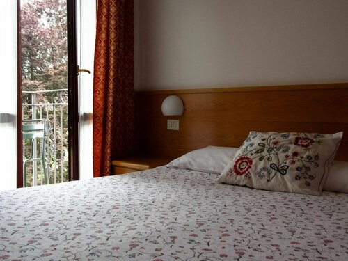 Hotel Alpino, Забронировать Отель Куассо-аль-Монте Озеро Лугано