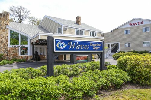 Waves Oceanfront Resort, Забронировать Курортный отель Олд-Орчард-Бич штат Мэн