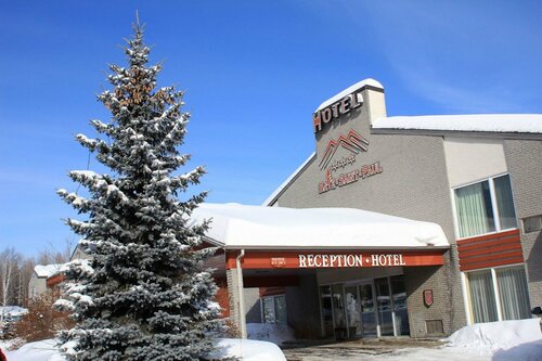 Hotel Baie Saint Paul, Забронировать Отель Бэ-Сен-Поль Le Massif