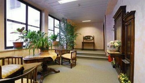 Hotel Button, Reservar Hotel Parma Emília-Romanha