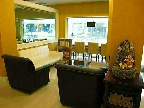 Le Platinum Residency, Забронировать Отель Банг Рак 