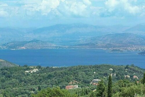 Villa Nafsika with amazing view, Забронировать Вилла Отели периферии Ионических островов с парковкой, Парковка