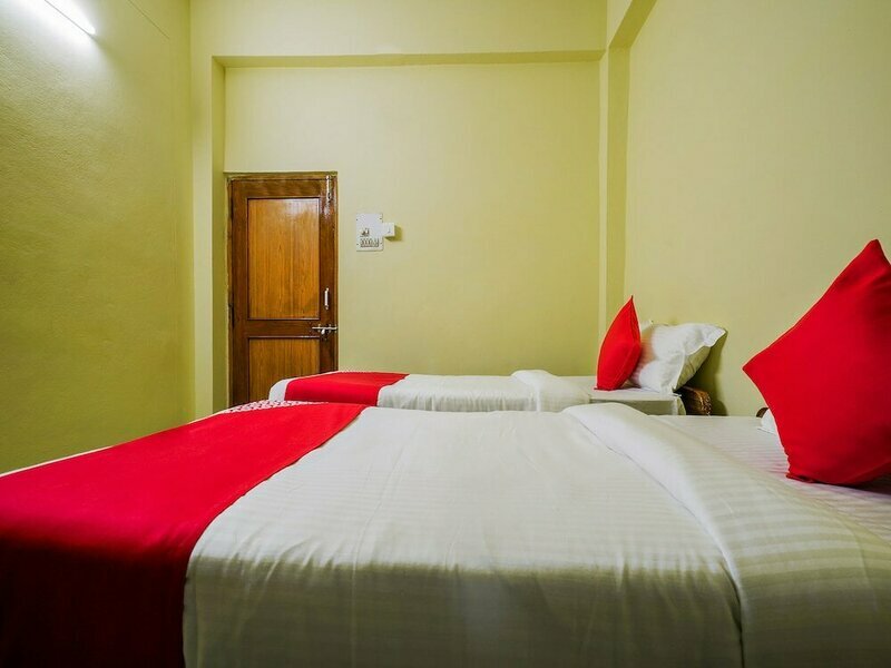 Oyo Royal Stay Near Shilparamam