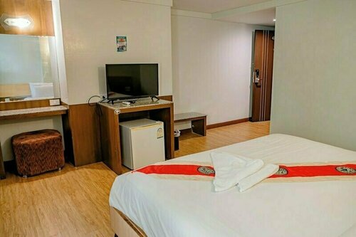 Satit Grand View Hotel, Забронировать Отель Ban Khlong Phruan Садао, рядом с Asian Cultural Village