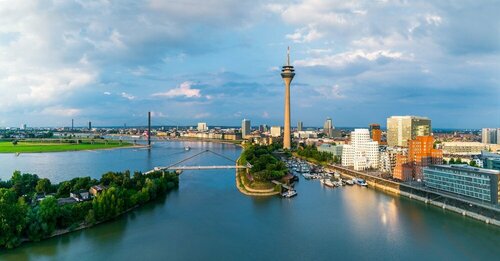 Hyatt Regency Dusseldorf, Забронировать Отель Хафен Дюссельдорф