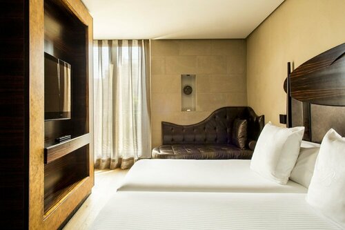 Hotel Bagués, a Small Luxury Hotel of the World, Забронировать Отель Отели Барселоны 5 звезд, рядом с Jamboree, 5*