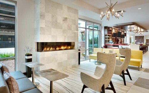 Hilton Garden Inn Boise Downtown, Забронировать Отель Downtown Boise Бойсе, рядом с Здание Hoff