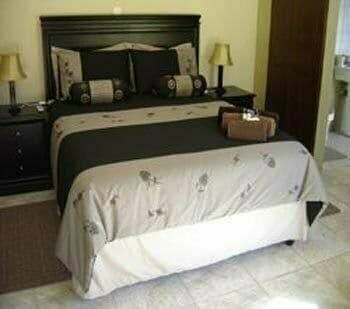 Greatstays Guest House, Book Pension Edenvale 
