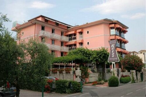 Hotel Kriss, Buchen Sie Hotel Rom Hotels mit Frühstück, Frühstück