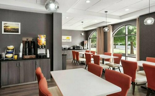 Days Inn & Suites by Wyndham Murfreesboro I-24 East, Забронировать Отель Отели Теннесси с завтраком, Завтраки