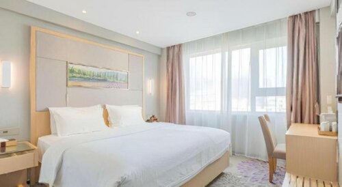 Lavande Hotel Qingdao Wusi Plaza Branch, Prenota Hotel Qingdao 