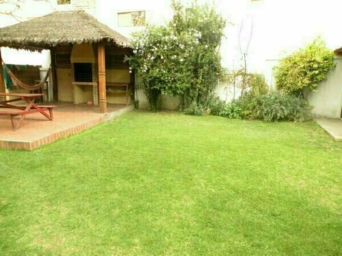 El Jardin Suites and Guest House, Prenota Affittacamere Cochabamba Cochabamba Region, vicino a Colon Square