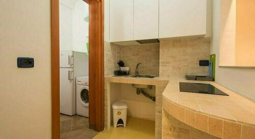 Family Hotel Sole, Book Hotel Hoteller i Foresta Umbra med parkering, Parkering