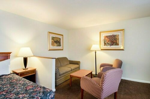 Econo Lodge Inn & Suites, Book Hotel Hoteller i New England med morgenmad, Morgenmad