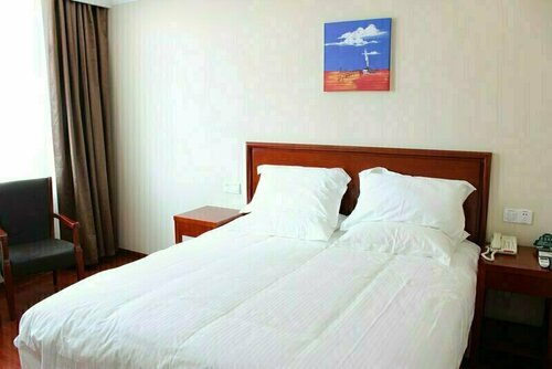 GreenTree Inn ShangHai KangQiao Industrial Zone JinXiu Road Business Hotel, Book Hotel Hotels in Shanghai Area with Parking, Parking