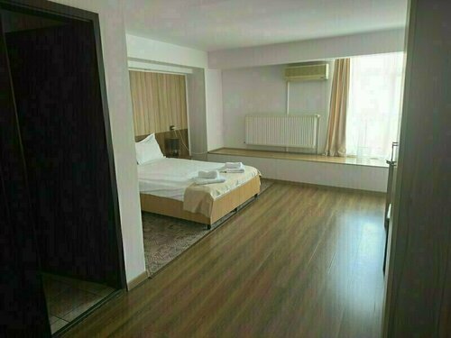 Hotel Apollo Central, Prenota Hotel Hotel a Sibiu County con parcheggio, Parcheggio