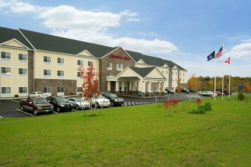 Hampton Inn Bangor, Забронировать Отель Бангор 