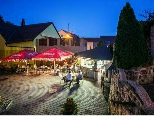 Hotel Grand, Rezerwuj Hotel Doksy Macha Lake