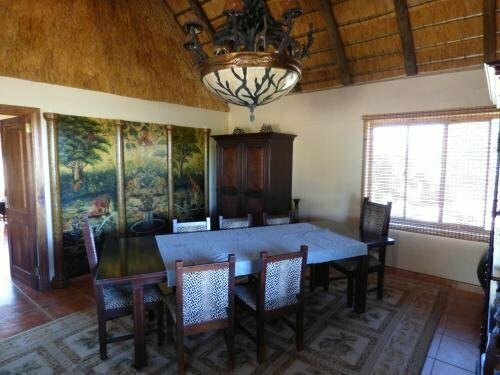 Cheetah View Lodge