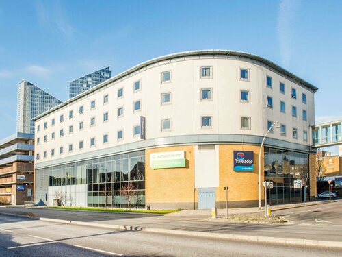 Travelodge London Ilford, Забронировать Отель Илфорд Большой Лондон, рядом с Часовня Св. Марии и Св. Фомы при больнице в Илфорде