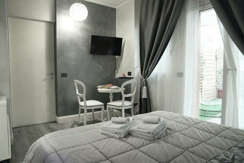 La Residenza Isabella, Забронировать Гостевой дом Отели Милана с завтраком, рядом с Площадь Дуомо, Завтраки