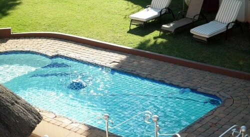 Tweyamo Guest House, Забронировать Гостевой дом Waterkloof Претория
