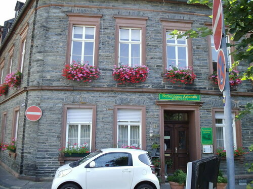 Ferienhaus Arianna, Забронировать Отель Трабен-Трарбах Мозель - Германия
