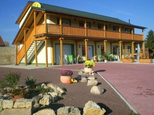 Pension-Mummerliese, Rezervasyon Otel Goseck Saale-Unstrut