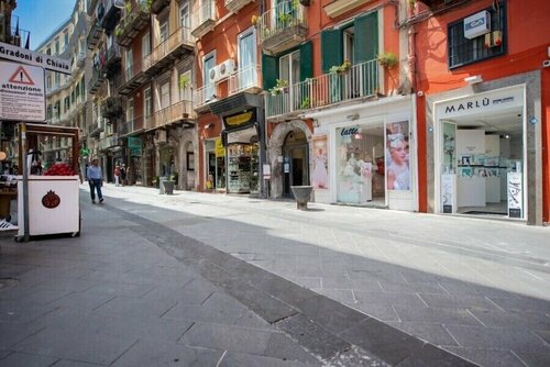 La Residenza Napoli Short Let Apartments, Buchen Sie Ferienwohnung Chiaia Neapel