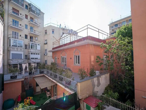 Cammarano 12, Book Hotel Vomero Napoli