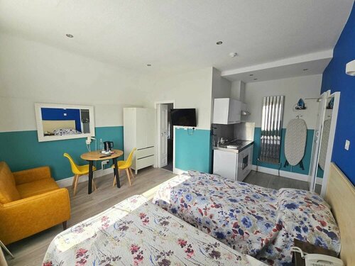 Avis Hotel, Забронировать Отель Отели Бромли 3 звезды, 3*