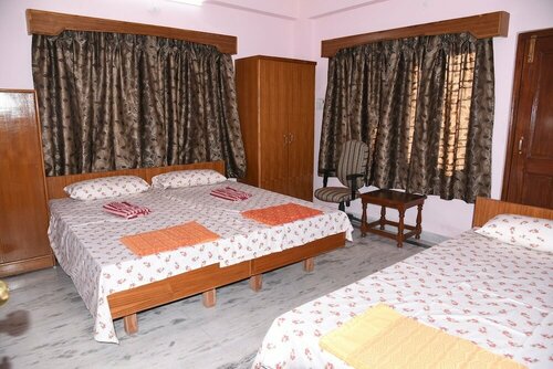 Anjani Mansion Guest House, Book Pension Hoteller i Telangana med parkering, Parkering