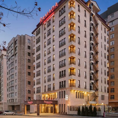 Отель Ramada by Wyndham Bishkek Centre, Забронировать Отель Бишкек Киргизия