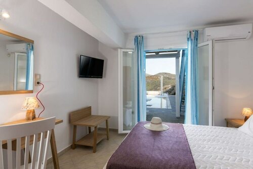 Wild View Mykonos, Забронировать Вилла Отели Мерчия с бассейном, Бассейн
