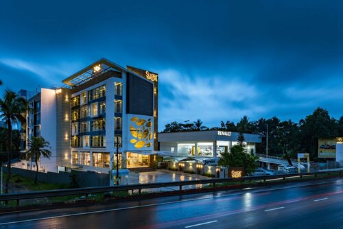 Sugar Business Hotel, Book Hotel Kochi New Delhi