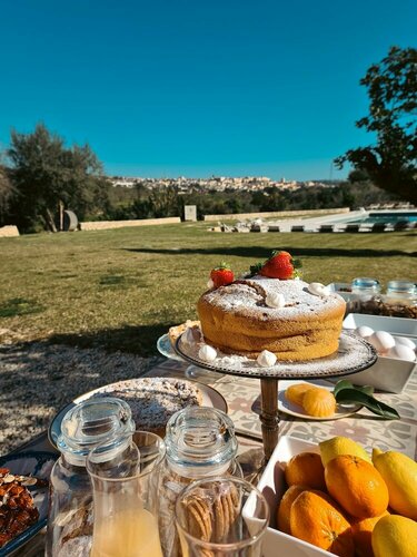 Terre di Romanello Relais in Val di Noto, Book Landbrugsophold Hoteller i Sicilien med parkering, Parkering