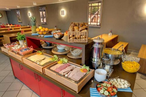 MEININGER Hotel München Zentrum, Забронировать Отель Отели Баварии с парковкой, Парковка