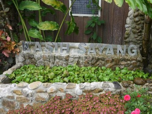 Kasih Sayang Hill Resort, Забронировать Курортный отель Отели Сабах 3 звезды, 3*