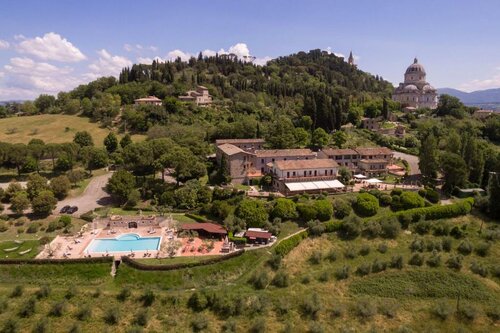 Hotel Bramante, Book Hotel Businesshoteller i Todi, 4* 5*