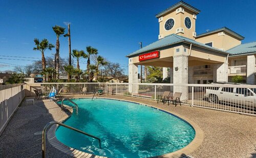 Econo Lodge Downtown South, Book Mini-hotel Hoteller i Bexar County med pool, Swimmingpool