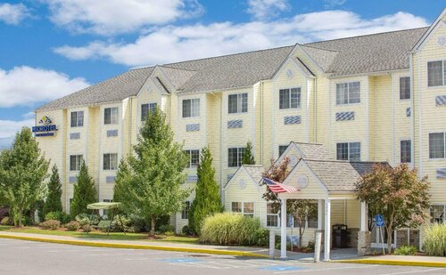 Microtel Inn & Suites by Wyndham Beckley East, Reserva ahora Hotel Daniels Virginia occidental