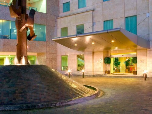 Novotel Mexico Santa Fe, Book Hotel Hoteller i Mexico DF med parkering, Parkering