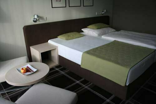 Wellness Hotel Split, Забронировать Отель Кадань Усти-над-Лабем, рядом с Городская площадь, Кадань