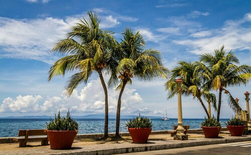 Island’s Leisure Boutique Hotel & Spa, Забронировать Отель Думагете Negros Oriental, рядом с Бульвар Рисаль